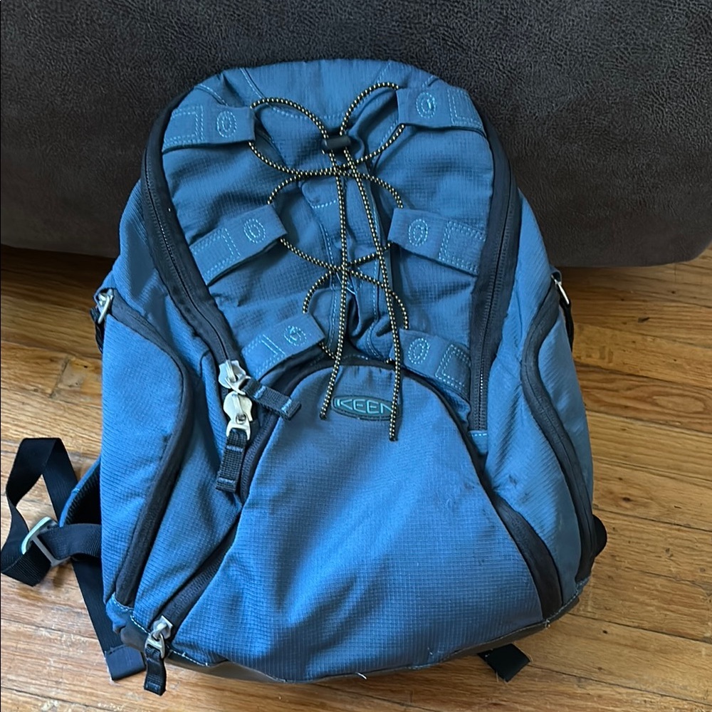 Keen Venice PAck Backpack w laptop sleeve and several zippered pockets